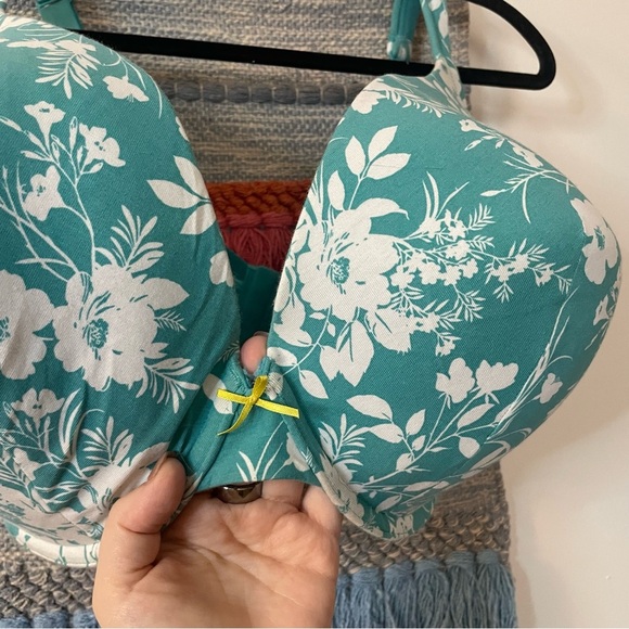 Cacique Boost Plunge Bra 44H - Picture 2 of 7